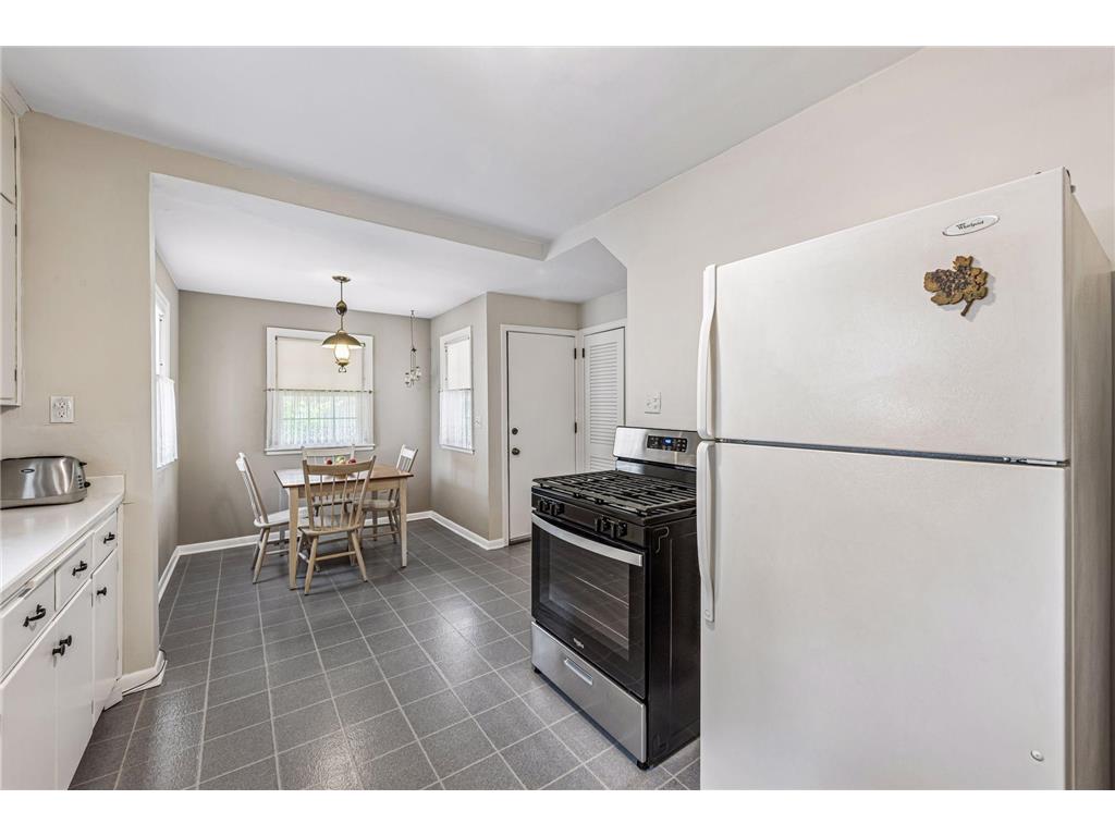 3353 Russell Avenue N Minneapolis MN 55412 7084652 image14