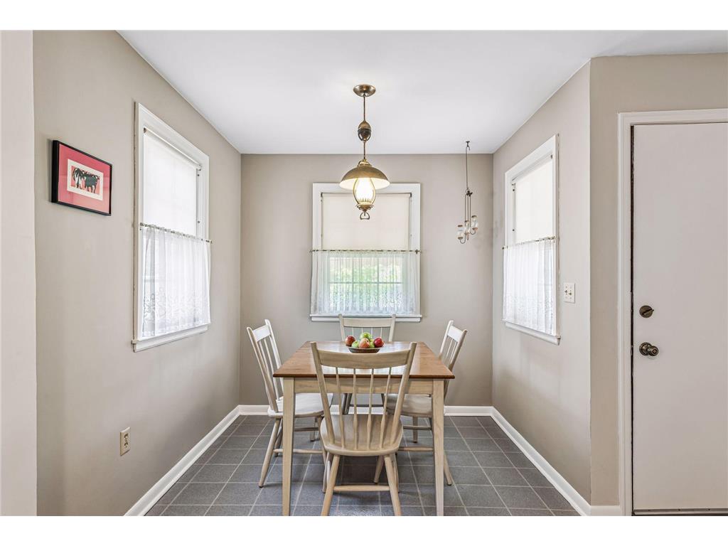 3353 Russell Avenue N Minneapolis MN 55412 7084652 image16