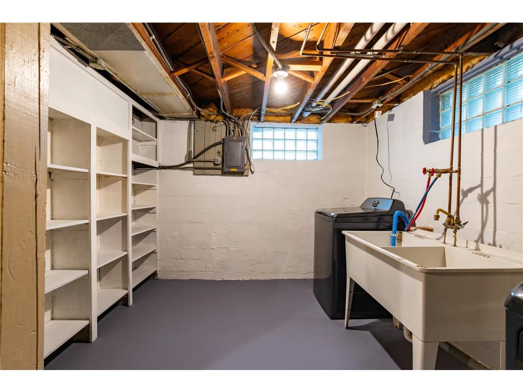 3355 Upton Avenue N Minneapolis MN 55412 6806192 image32