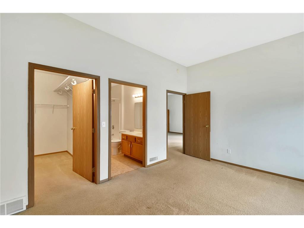 3356 38th Street S Moorhead MN 56560 7075671 image23