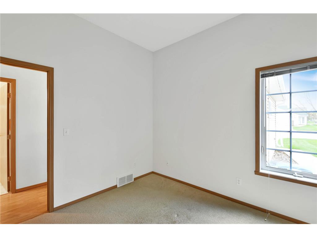 3356 38th Street S Moorhead MN 56560 7075671 image30