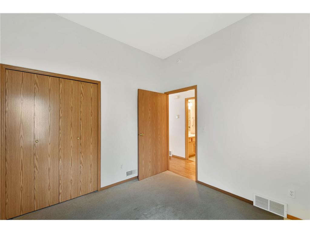 3356 38th Street S Moorhead MN 56560 7075671 image31