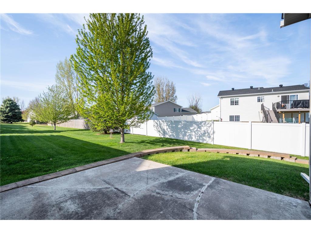 3356 38th Street S Moorhead MN 56560 7075671 image45