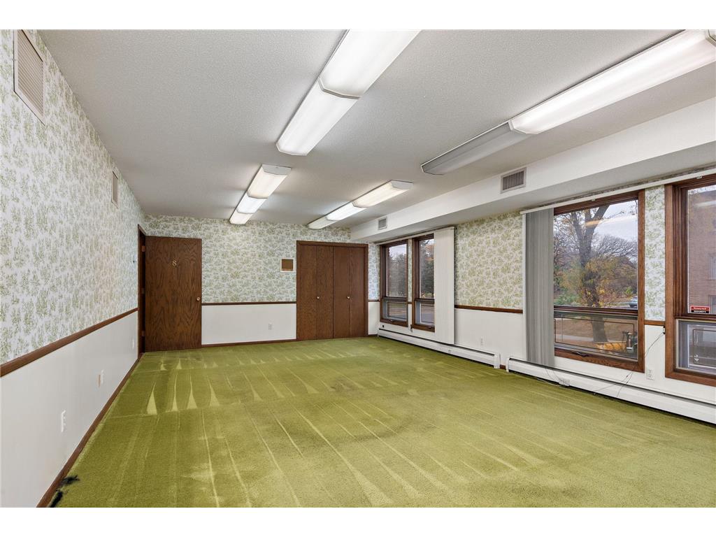 3359 Central Avenue NE Minneapolis MN 55418 6728474 image10