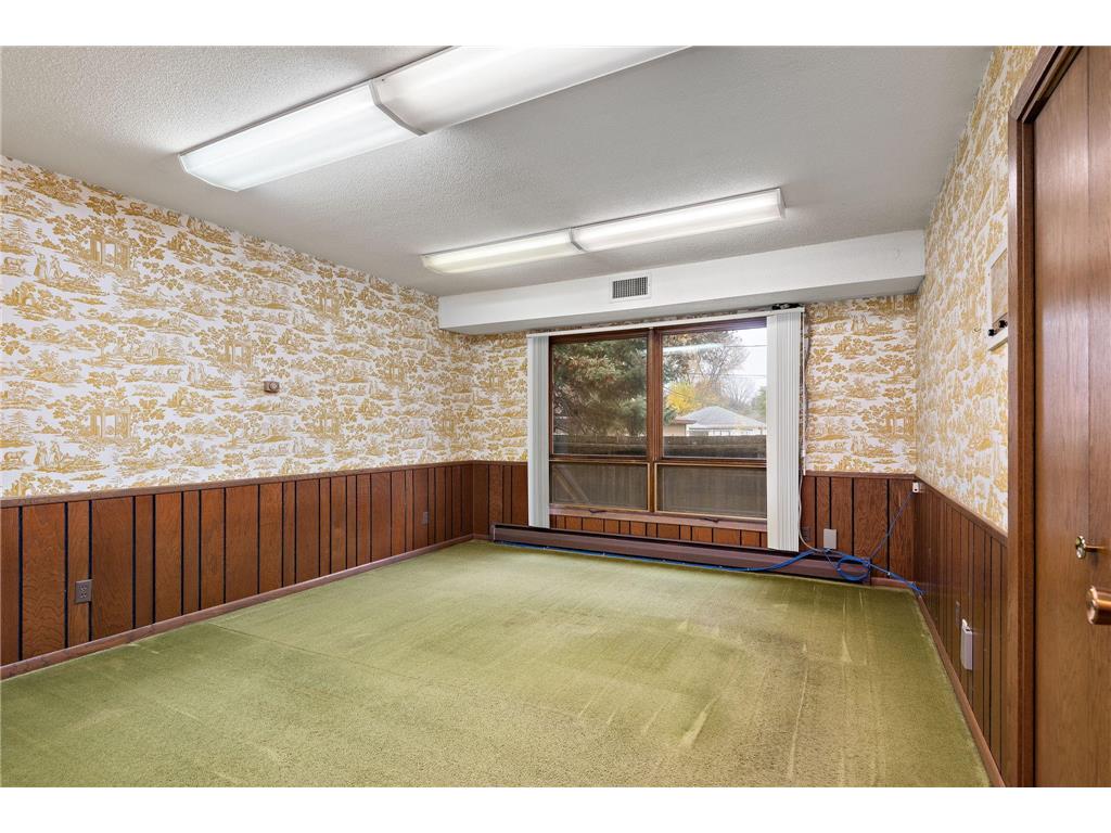 3359 Central Avenue NE Minneapolis MN 55418 6728474 image12