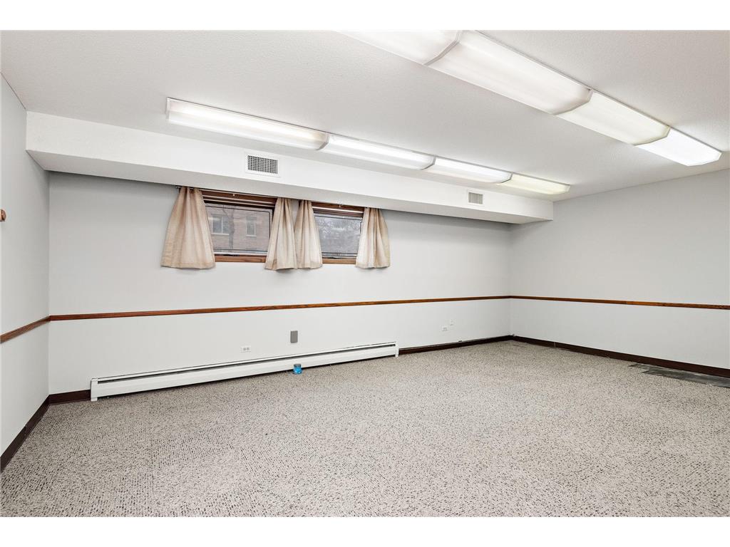 3359 Central Avenue NE Minneapolis MN 55418 6728474 image18