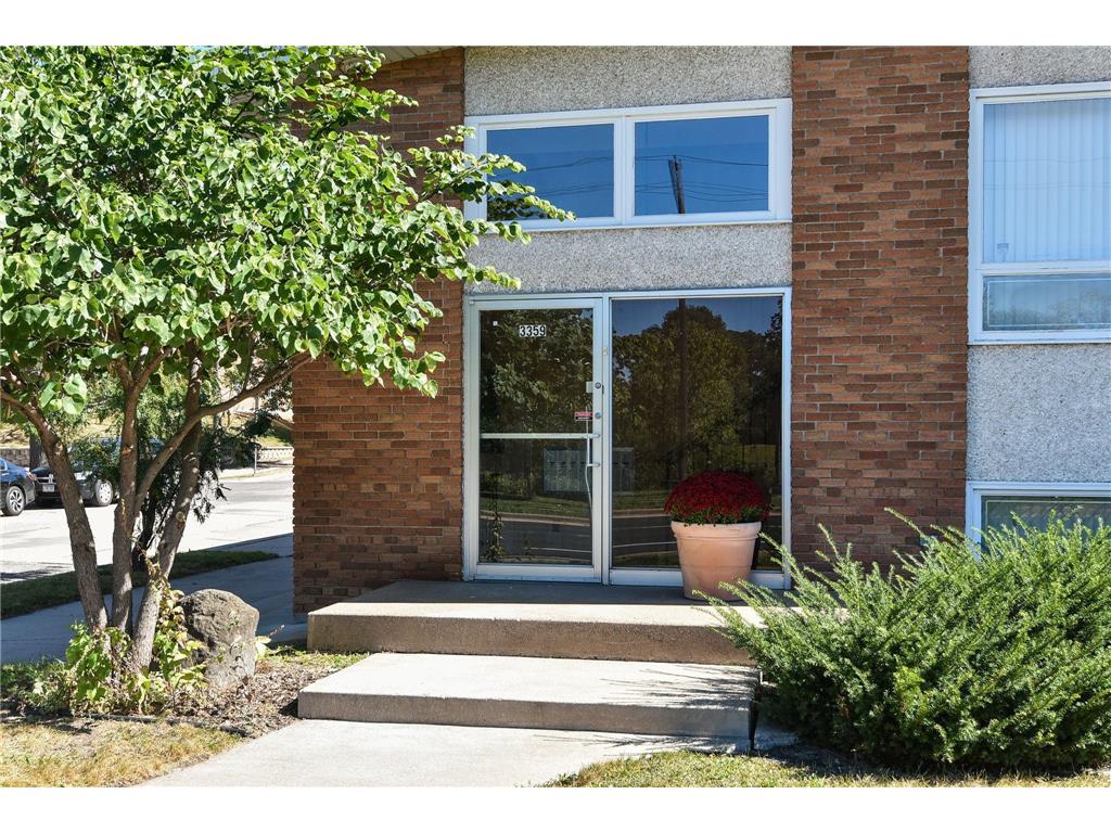 3359 Central Avenue NE Minneapolis MN 55418 6728474 image2