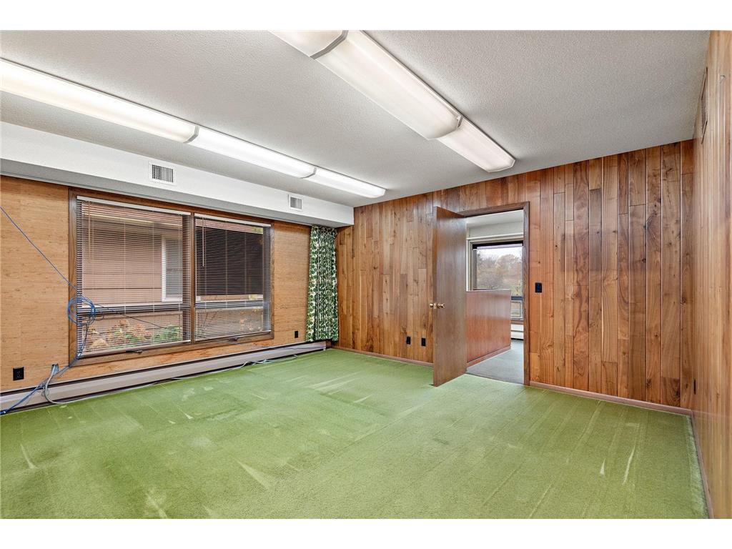 3359 Central Avenue NE Minneapolis MN 55418 6728474 image8