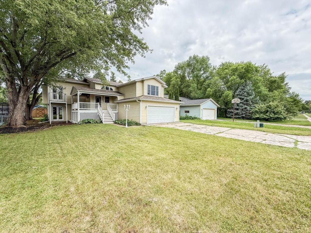 336 9 1/2 Street N Sauk Rapids MN 56379 7103409 image2