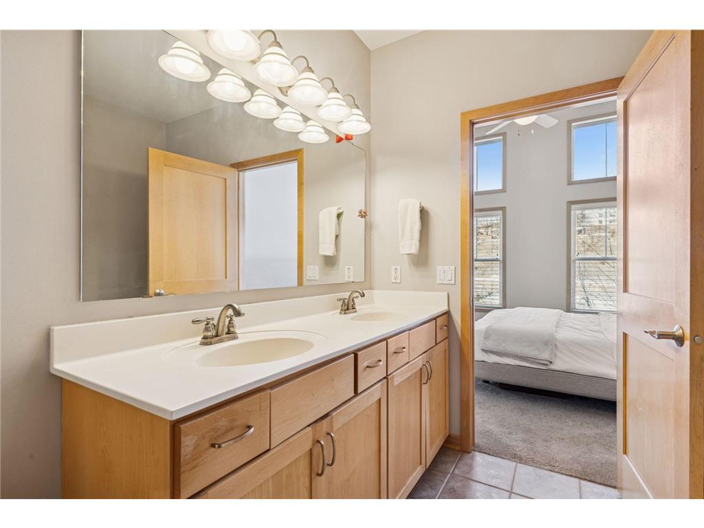 336 Spring Street Saint Paul MN 55102 7076841 image34