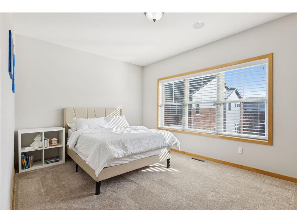 336 Spring Street Saint Paul MN 55102 7076841 image36