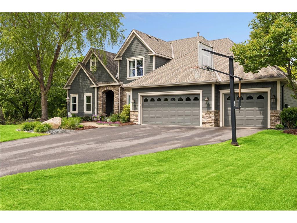 3362 Charleston Drive Woodbury MN 55129 7078944 image2