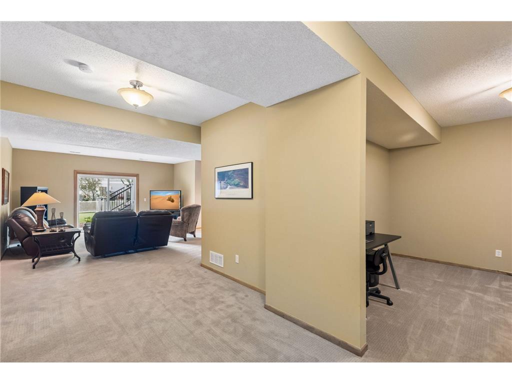 3362 Charleston Drive Woodbury MN 55129 7078944 image53
