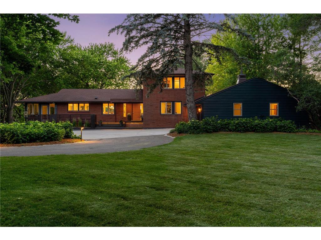 3369 Snelling Avenue N Arden Hills MN 55112 - Johanna 7024116 image2