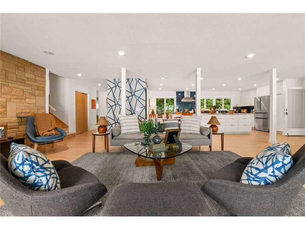 3369 Snelling Avenue N Arden Hills MN 55112 - Johanna 7024116 image31