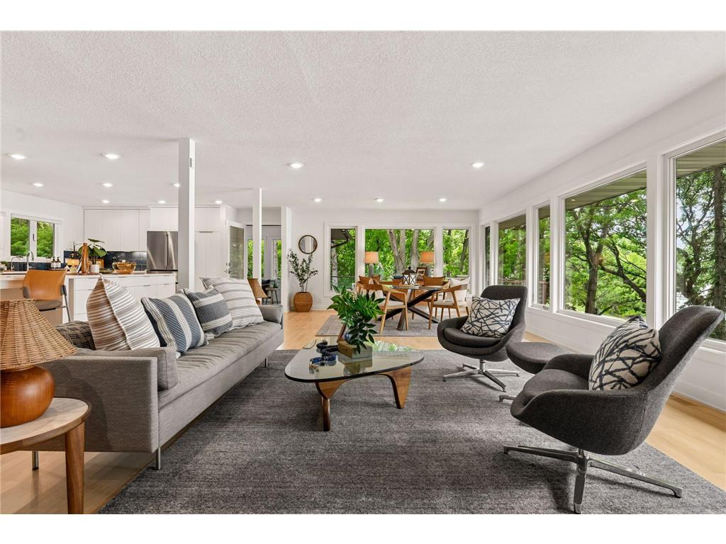 3369 Snelling Avenue N Arden Hills MN 55112 - Johanna 7024116 image33