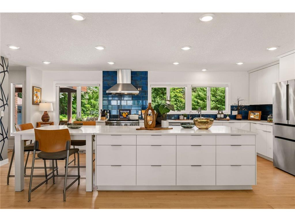 3369 Snelling Avenue N Arden Hills MN 55112 - Johanna 7024116 image38
