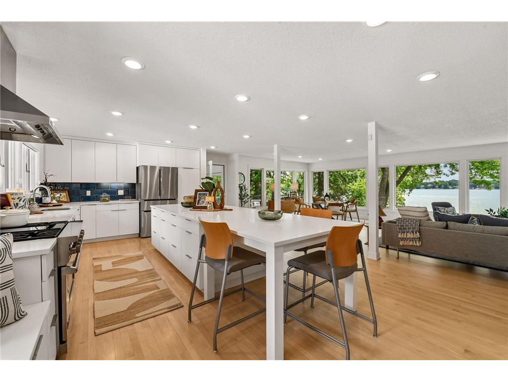 3369 Snelling Avenue N Arden Hills MN 55112 - Johanna 7024116 image41