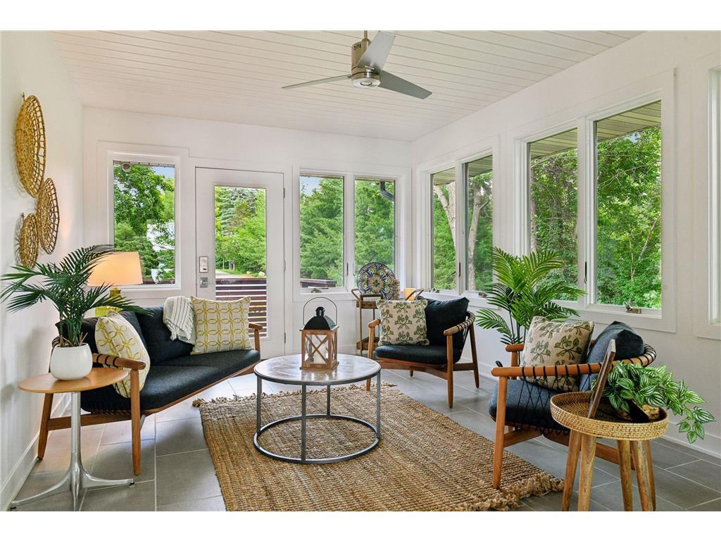 3369 Snelling Avenue N Arden Hills MN 55112 - Johanna 7024116 image49