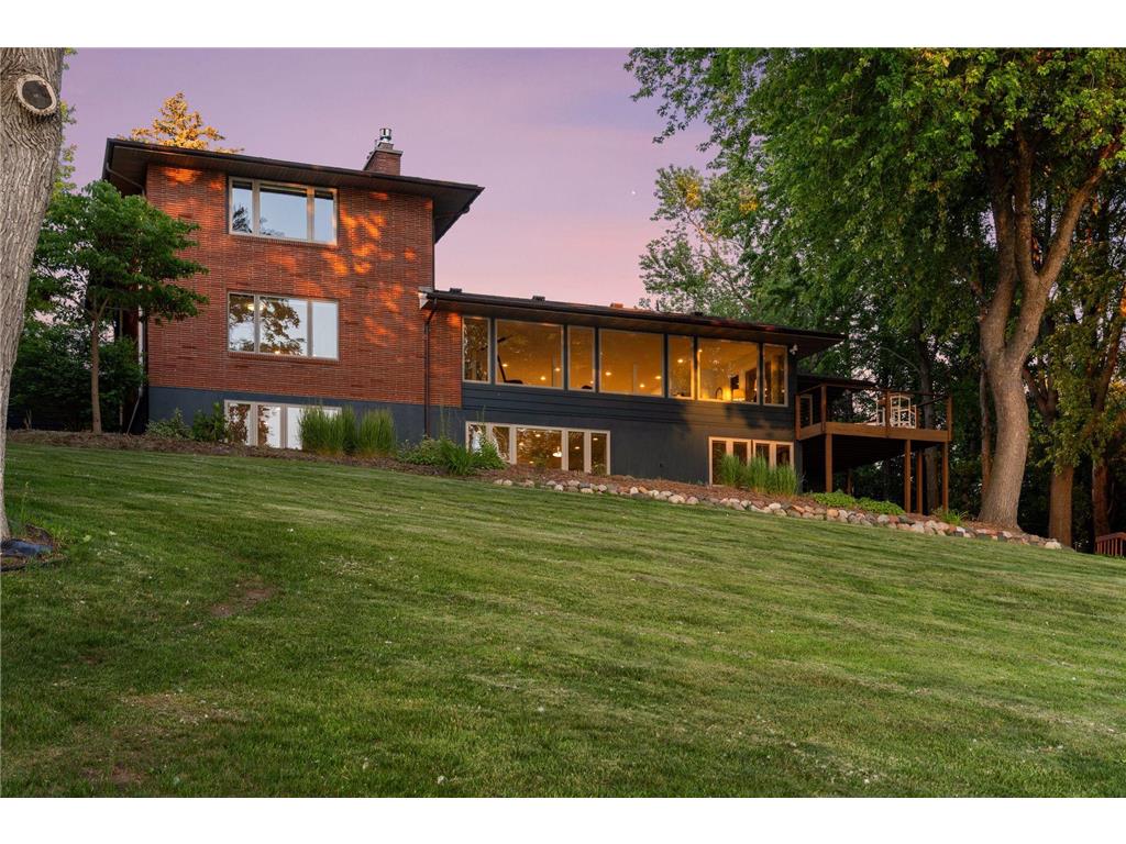 3369 Snelling Avenue N Arden Hills MN 55112 - Johanna 7024116 image7