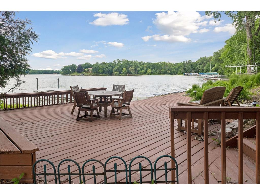 3369 Snelling Avenue N Arden Hills MN 55112 - Johanna 7024116 image78