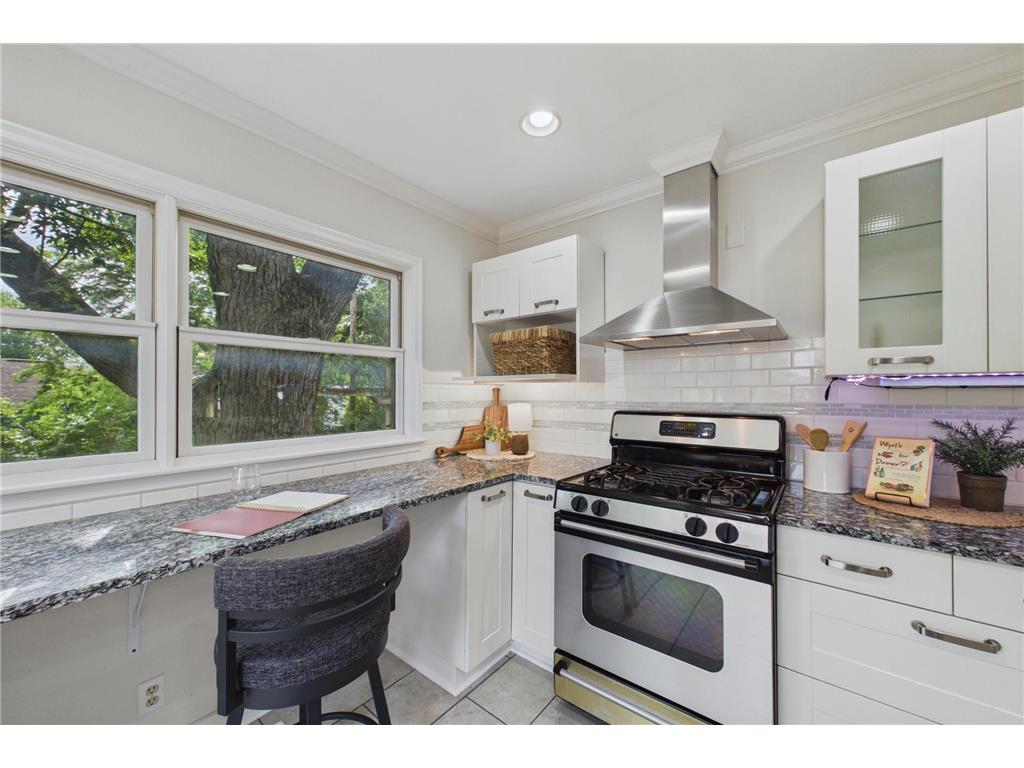 337 5th Avenue N Hopkins MN 55343 7067069 image10
