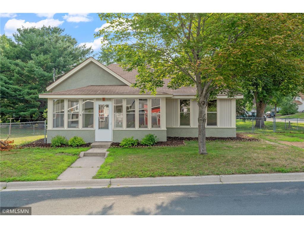 337 Fillmore Street S Shakopee MN 55379 6442395 image1