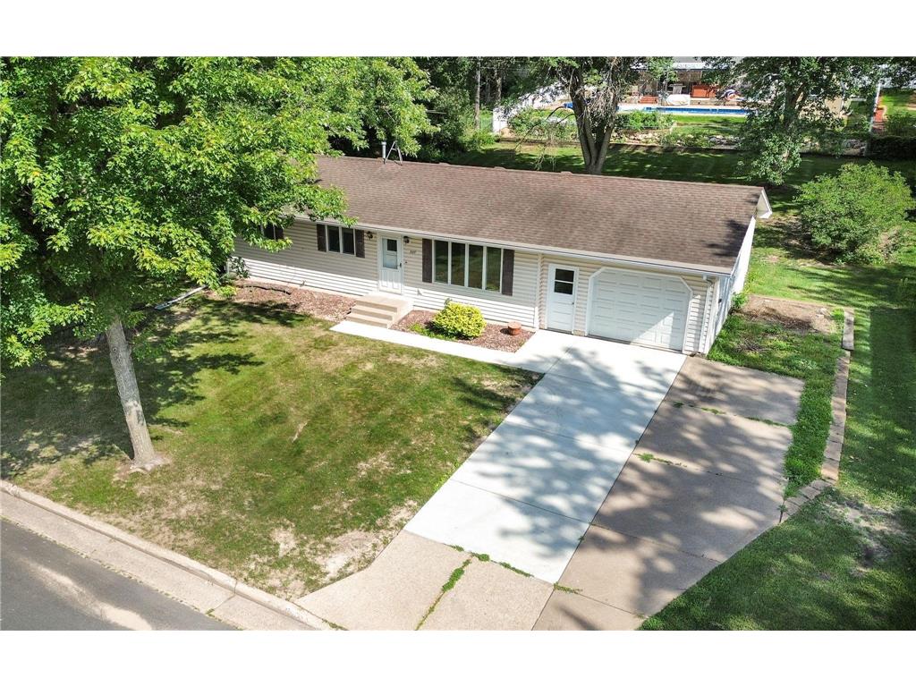 337 Foster Street River Falls WI 54022 6410088 image1