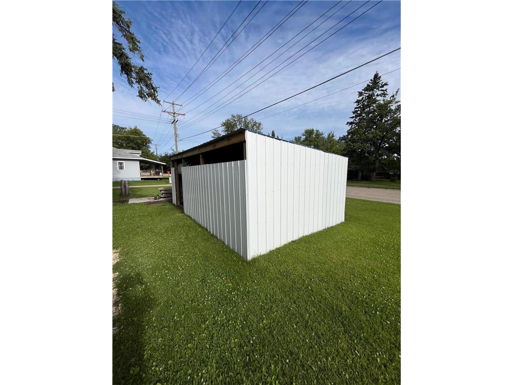 337 Main Street N Greenbush MN 56726 6733461 image28