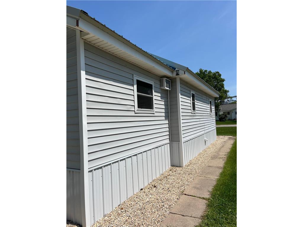 337 Main Street N Greenbush MN 56726 6733461 image6