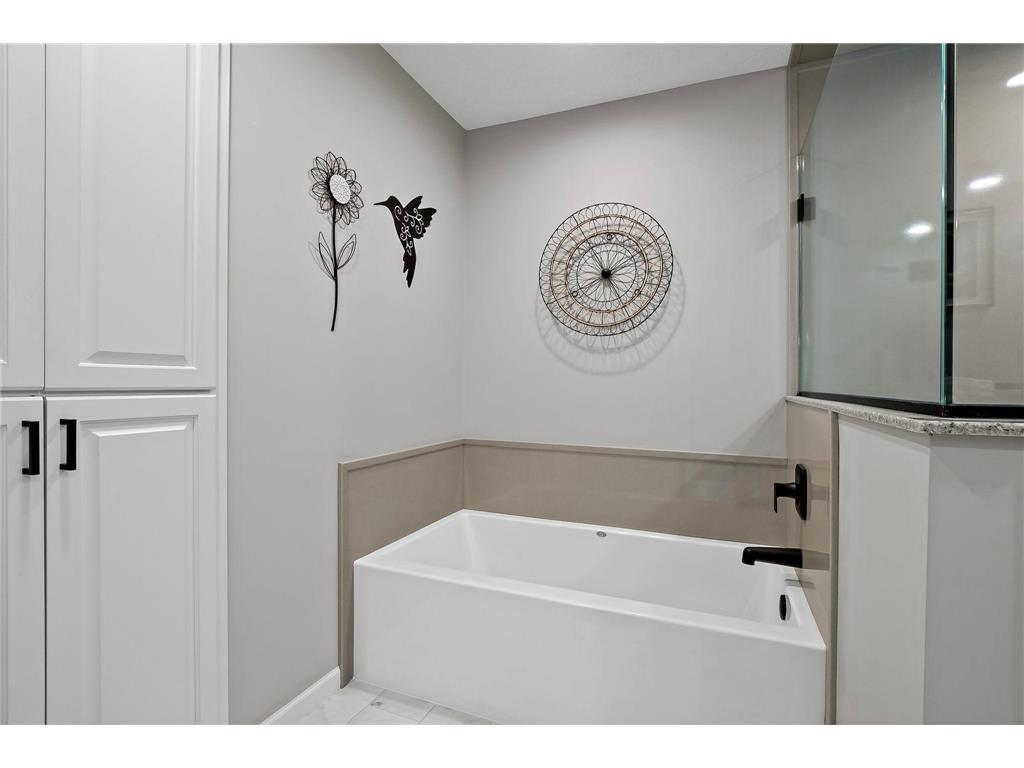 337 Willoughby Way W Minnetonka MN 55305 7076304 image27