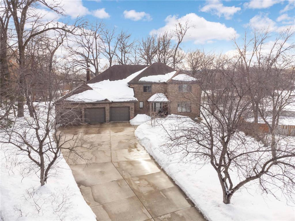 3370 Sycamore Lane N, Plymouth, MN, 55441 MLS 6345799 Edina Realty