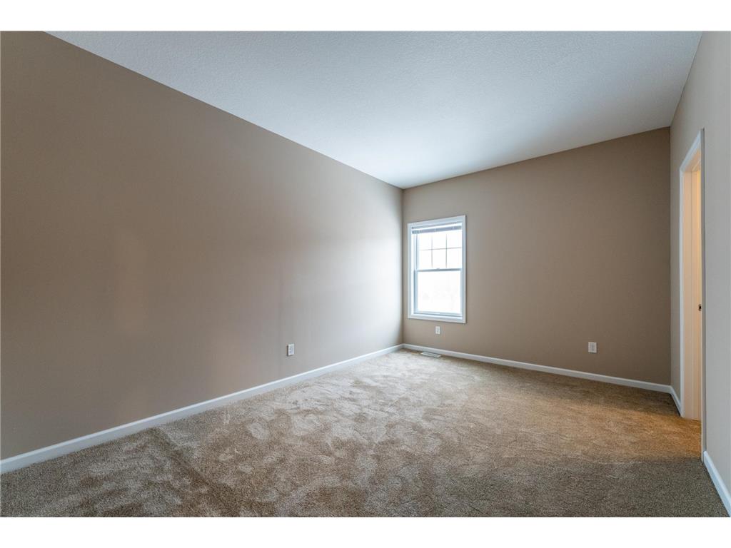 3371 Hazel Trail #B Woodbury MN 55129 7019859 image17