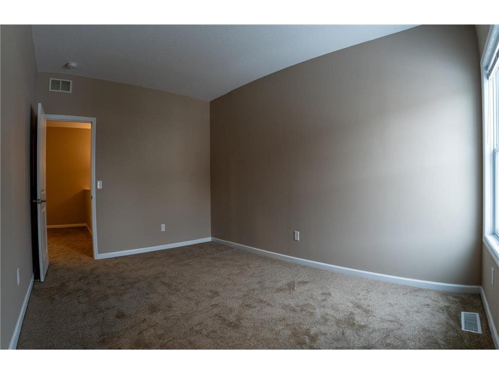 3371 Hazel Trail #B Woodbury MN 55129 7019859 image18