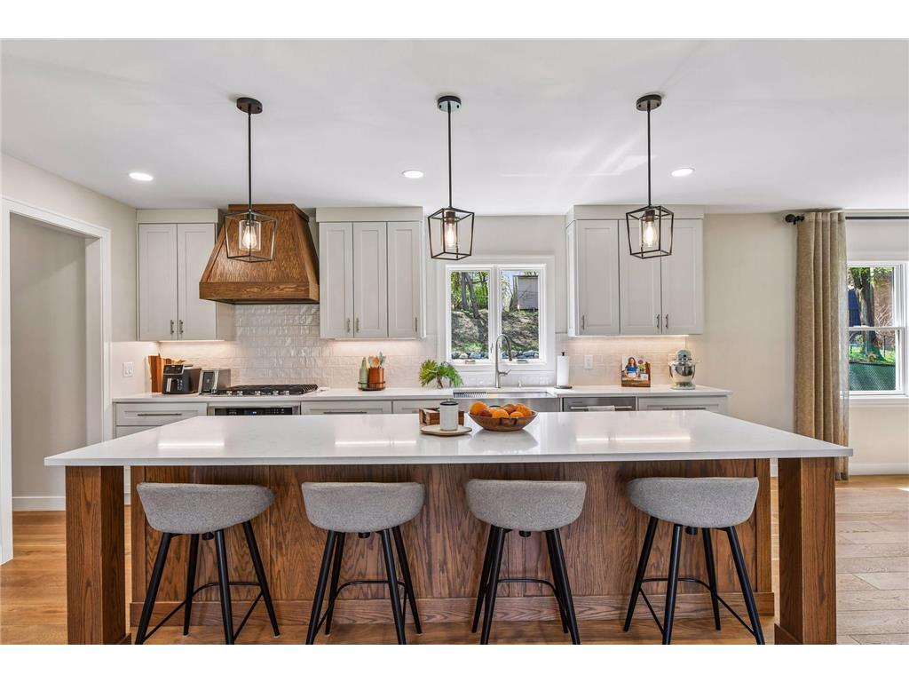3374 Library Lane Saint Louis Park MN 55426 7045047 image14