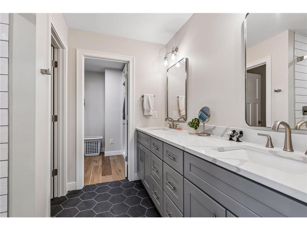 3374 Library Lane Saint Louis Park MN 55426 7045047 image28