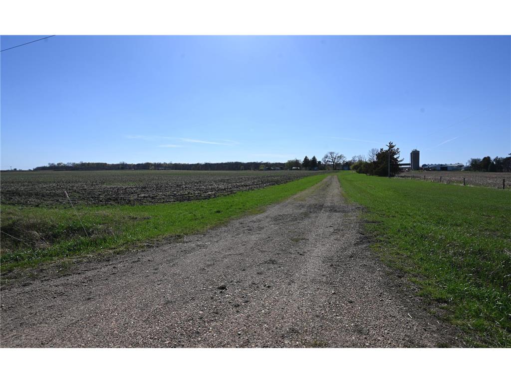 33758 171st Avenue Lanesburgh Twp MN 56069 7063709 image1