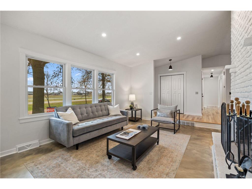 3378 230th Street Winsted Twp MN 55395 6818025 image1