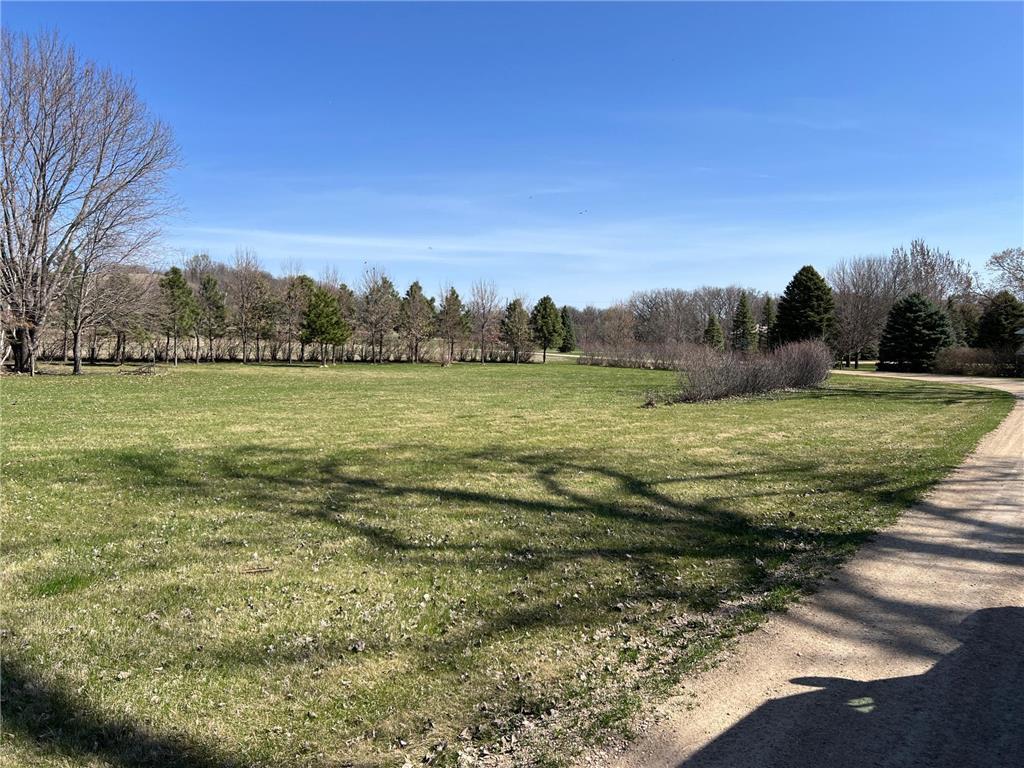 33780 Shady Oak Drive Clinton MN 56225 - BIG STONE 7060189 image5
