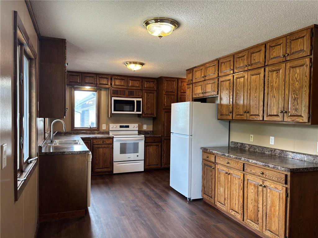 338 Abbott Street W Eagle Bend MN 56446 7085702 image3