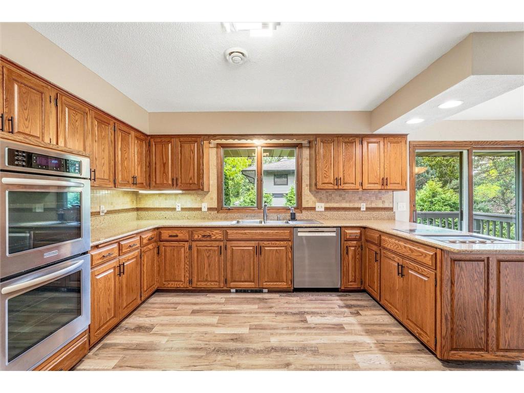 3380 Dunlap Street N Arden Hills MN 55112 7075624 image16