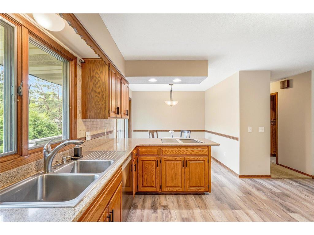 3380 Dunlap Street N Arden Hills MN 55112 7075624 image19