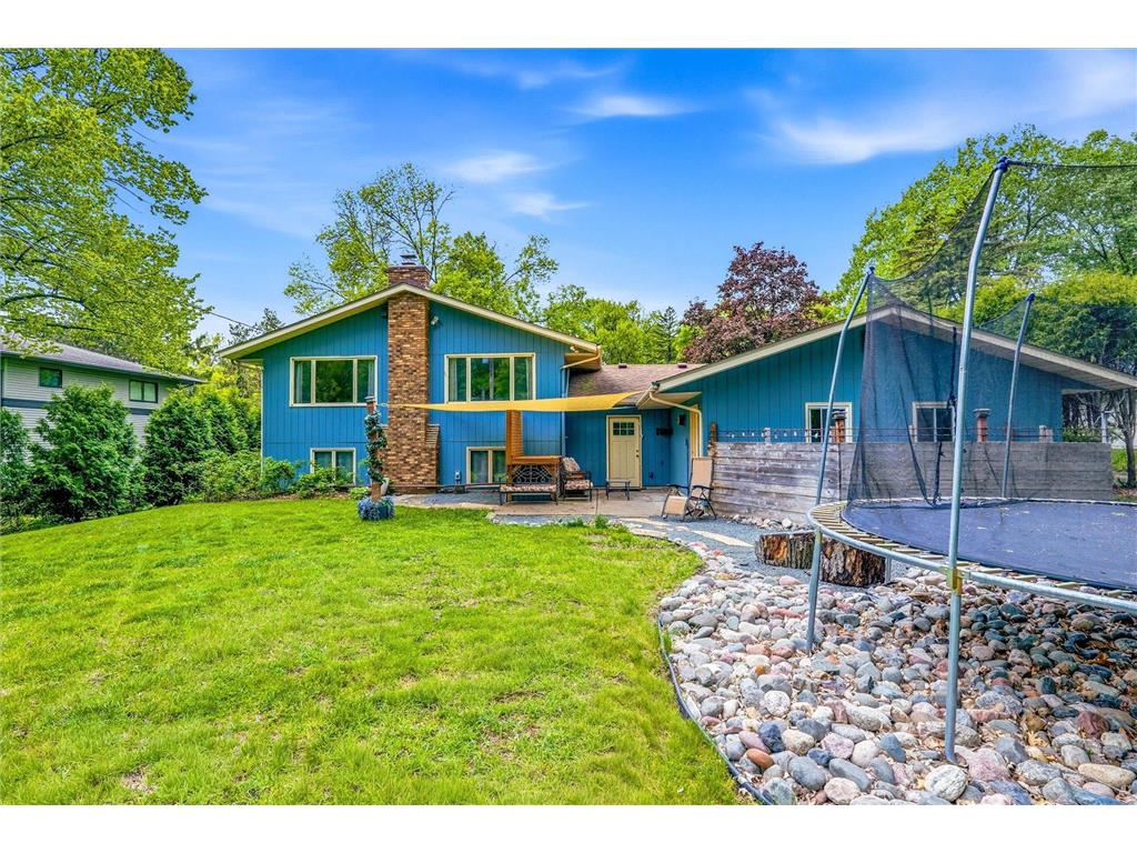 3380 Dunlap Street N Arden Hills MN 55112 7075624 image2