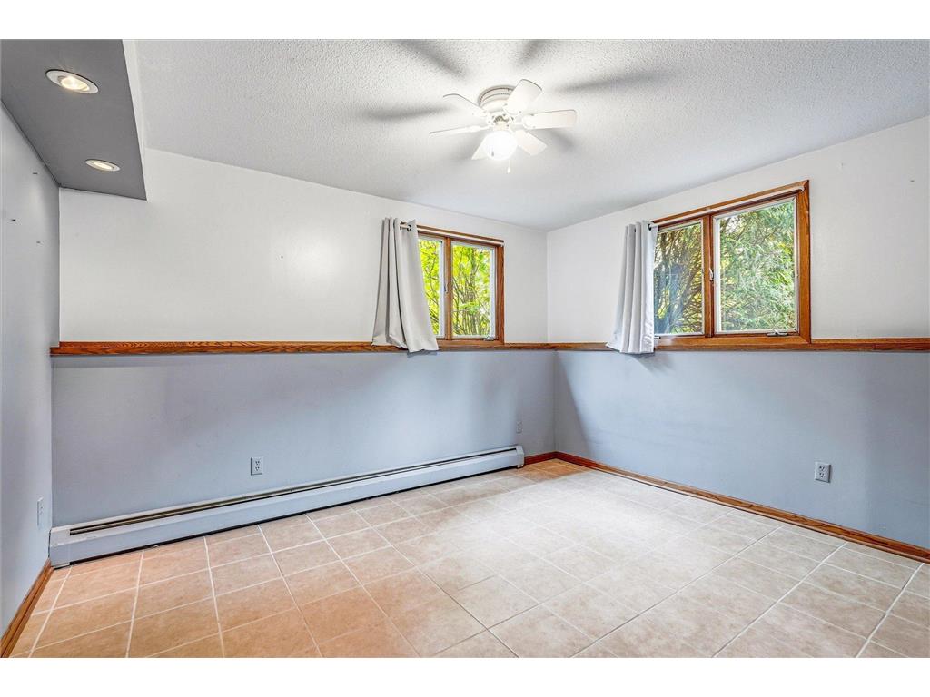 3380 Dunlap Street N Arden Hills MN 55112 7075624 image35