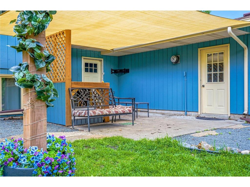 3380 Dunlap Street N Arden Hills MN 55112 7075624 image4