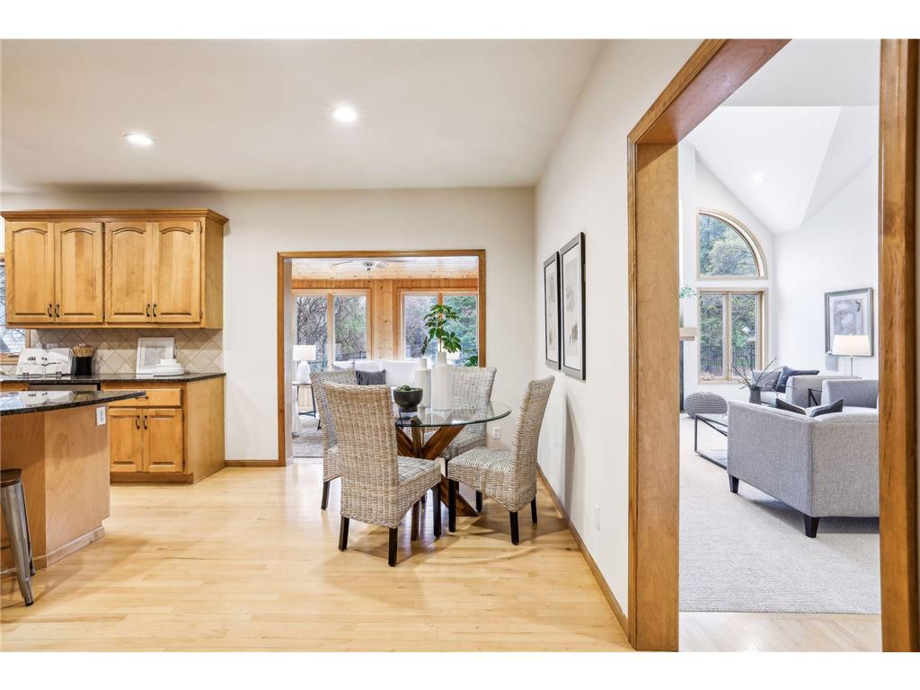 3380 Shadyview Lane N, Plymouth, MN, 55447 MLS 6557056 Edina Realty