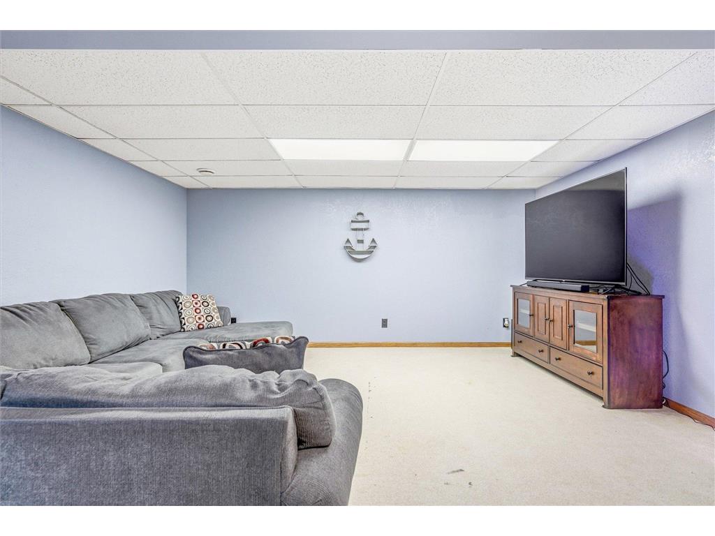 33805 Vickers Street NE Cambridge MN 55008 7028953 image28