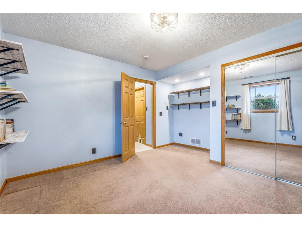 33805 Vickers Street NE Cambridge MN 55008 7028953 image33