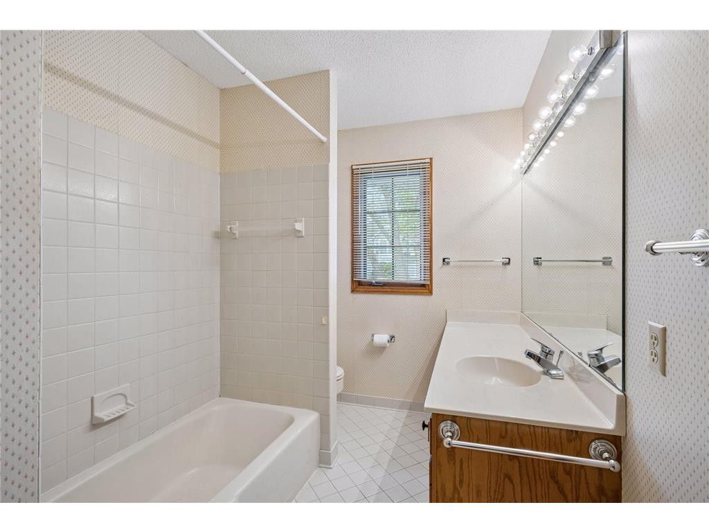 3385 Rosewood Lane N Plymouth MN 55441 7069547 image22
