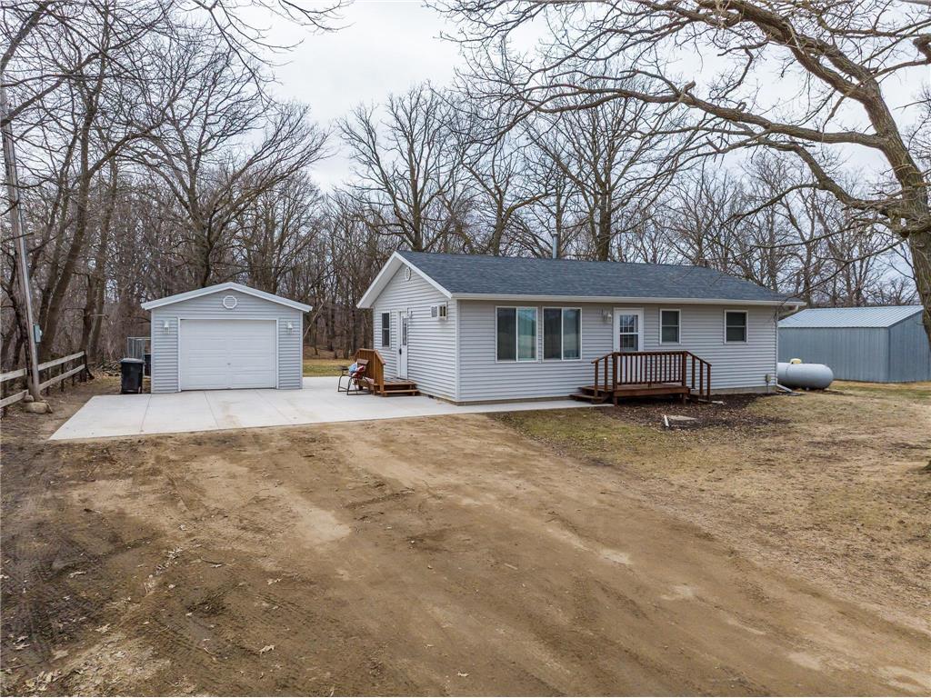 33853 170th Street Burnhamville Twp MN 56318 7048600 image1